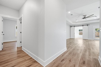 $10,000 in Anyway Money! 2-10 Builder Warranty! 1 Year Termite - photo 27
