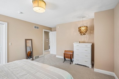 Gorgeous filled with natural light and move in ready, this - photo 28