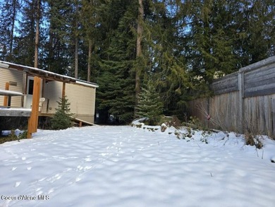 Prime location! About five minutes to Priest Lake with your own - photo 6