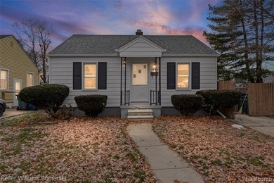 Detroit River Home Active Under Contract in Lincoln Park Michigan