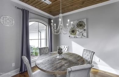 NEW PRICE!!! WELCOME TO 705 QUEENS CT. in the Gated Kensington - photo 17
