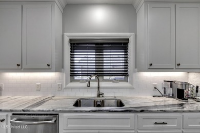 NEW PRICE!!! WELCOME TO 705 QUEENS CT. in the Gated Kensington - photo 20