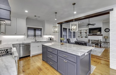 NEW PRICE!!! WELCOME TO 705 QUEENS CT. in the Gated Kensington - photo 22