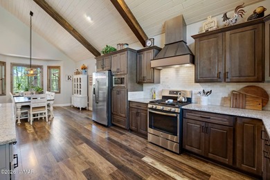 Enjoy mountain living at its finest in the heart of Torreon - photo 8