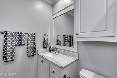 NEW PRICE!!! WELCOME TO 705 QUEENS CT. in the Gated Kensington - photo 38