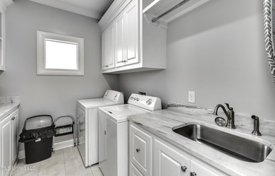 NEW PRICE!!! WELCOME TO 705 QUEENS CT. in the Gated Kensington - photo 44