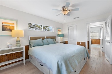 Waterfront Living in Cedar Key - Fully Furnished & Move-In Ready - photo 16