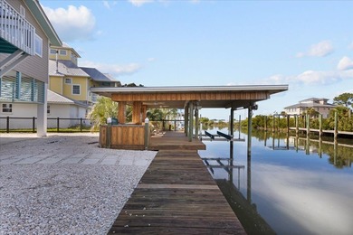Waterfront Living in Cedar Key - Fully Furnished & Move-In Ready - photo 17