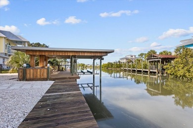 Waterfront Living in Cedar Key - Fully Furnished & Move-In Ready - photo 26