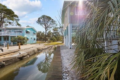 Waterfront Living in Cedar Key - Fully Furnished & Move-In Ready - photo 27