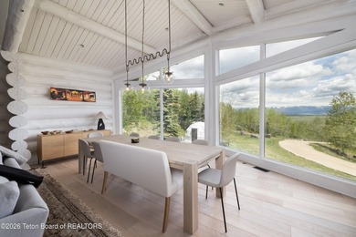 Exceptional 558-acre Wyoming ranch offering a rare combination - photo 9