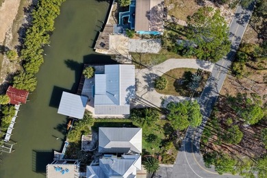 Waterfront Living in Cedar Key - Fully Furnished & Move-In Ready - photo 30