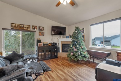 Beautiful single-level home in a private Turner subdivision