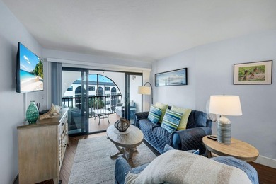 This completely renovated one-bedroom, one-bathroom condo at - photo 2