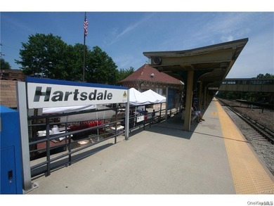 Commuter's dream with assigned outdoor parking! Welcome to - photo 28