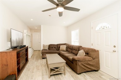 Located in a waterfront manufactured home community in Islip - photo 10