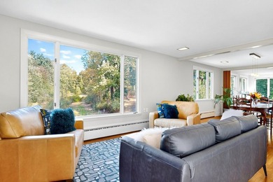 Looking for single level living in the heart of Falmouth? Look - photo 10