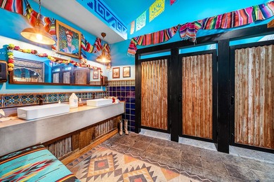 Free standing direct intracoastal restaurant in the Waterway - photo 10