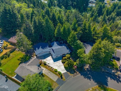 Nice one level coastal home updated in 2012 and additional - photo 9