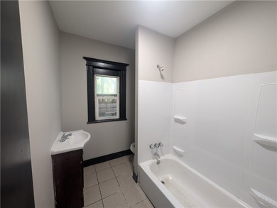 Another Rockin' Rochester Property! Fantastic opportunity for - photo 7
