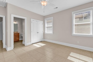 Discover the perfect blend of elegance and comfort in this - photo 17