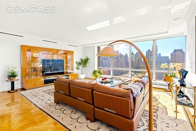 Showings must be scheduled and coordinated a few days in advance - photo 2