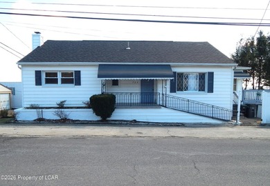 Looking for a move in ready home? This is the one for you. Home