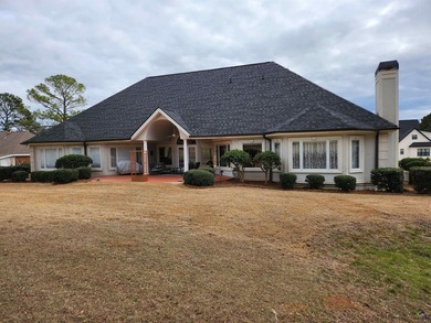 Stunning golf course home located in the highly sought-after The - photo 5