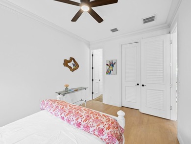 Experience exceptional deepwater living in the prestigious Las - photo 14