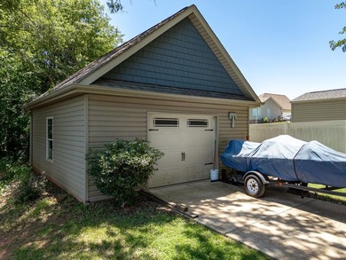 Welcome to 508 Sedona Ct, a stunning 3-bedroom, 2-bathroom home - photo 30