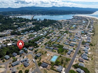 Beautifully maintained Oregon Coast home has just become - photo 5