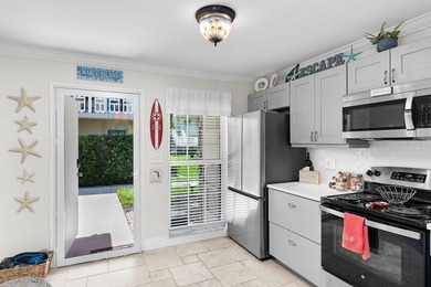 Welcome to your slice of paradise! This beautifully remodeled - photo 5