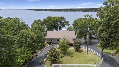 Luxury waterfront living meets privacy and unforgettable Grand - photo 6
