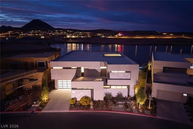 Experience refined waterfront living on The Island at Lake Las - photo 5
