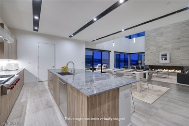Experience refined waterfront living on The Island at Lake Las - photo 9