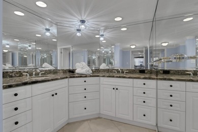Wow what a show stopper this stunning unit is on the 21st floor - photo 8