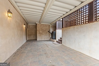 Welcome to a truly majestic residence nestled in the foothills - photo 17