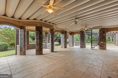 Welcome to a truly majestic residence nestled in the foothills - photo 18