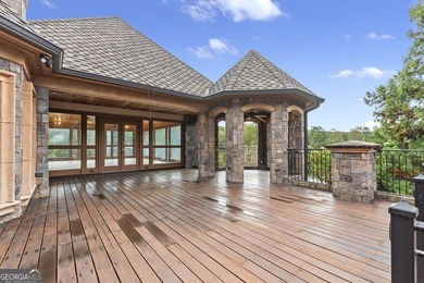Welcome to a truly majestic residence nestled in the foothills - photo 21