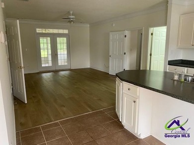 1532 sq. ft. home located in a friendly 55+ active adult - photo 5