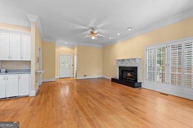 Welcome to a truly majestic residence nestled in the foothills - photo 37