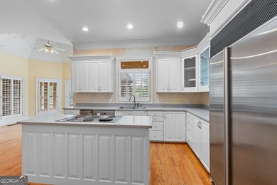 Welcome to a truly majestic residence nestled in the foothills - photo 42