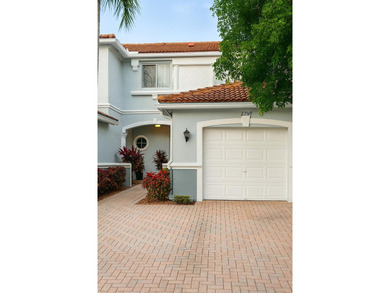 Welcome to comfortable living in the gated community of Thousand - photo 1