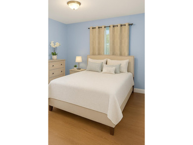Welcome to comfortable living in the gated community of Thousand - photo 3