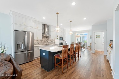 Marinafront 3-bedroom, 3.5-bath townhome in desirable Inlet Cove - photo 11