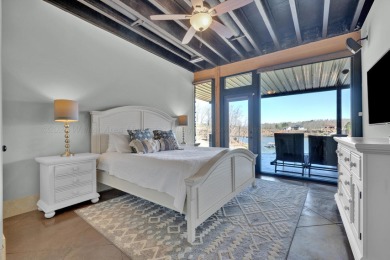 Upscale design, convenience & panoramic views define this Smith - photo 26