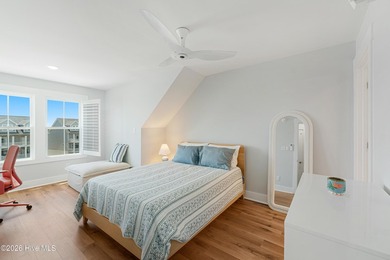 Marinafront 3-bedroom, 3.5-bath townhome in desirable Inlet Cove - photo 27