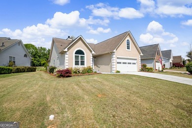 ATTENTION ALL GOLFERS!! Seller Says SELL! New Price--$375000!! - photo 1