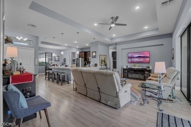 Welcome to your Southwest Florida waterfront dream home in Cape - photo 33