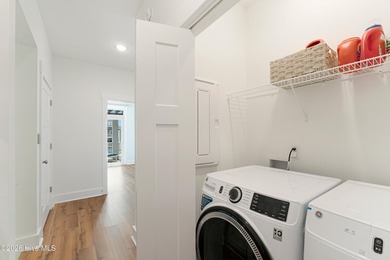 Marinafront 3-bedroom, 3.5-bath townhome in desirable Inlet Cove - photo 35
